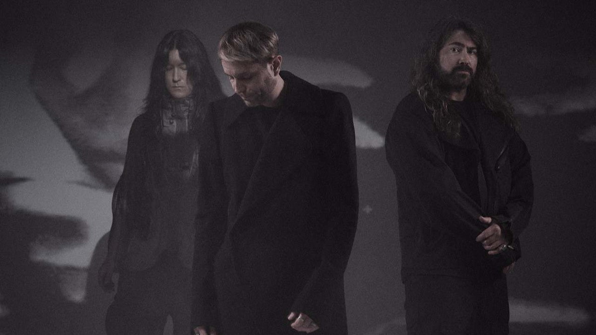 HEALTH & Perturbator