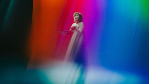 Embrace! Female im Fokus: Werke für Solostimme von jungen Nachwuchs­kom­po­nistinnen