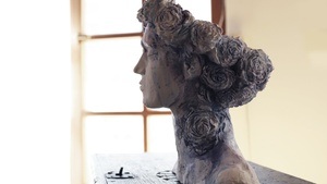 Vernissage White Melancholy