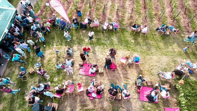 Weinsüden Pop-up in Bühl (Eisental)