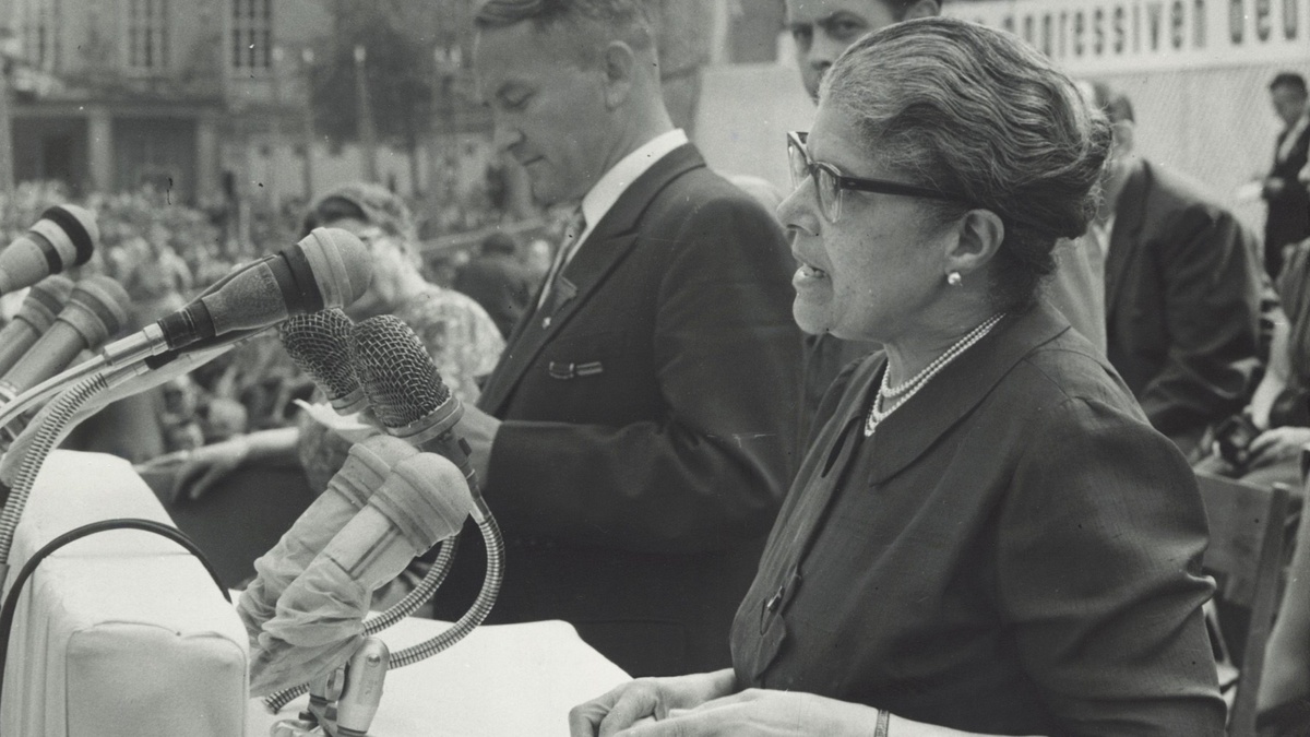 Every Artist Must Take Sides – Resonanzen von Eslanda und Paul Robeson | Führungen