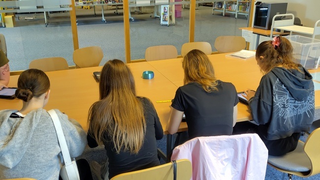 KI_LAB: Ausprobieren, Verstehen und selbst gestalten