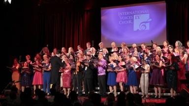 International Voices Choir - Let's Go to the Movies