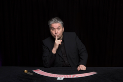 Black Table Magic Theater - Zaubertheater