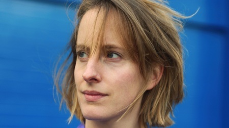 Literarischer Sommer: Fien Feldmann mit ihrem Roman Xerox
