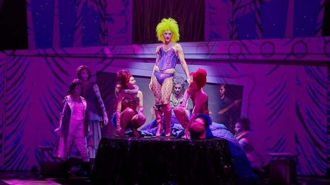 THE ROCKY HORROR SHOW