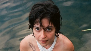 Naked Grapes w/ DJ Chichi