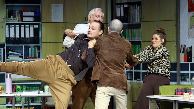 Eingeschlossene Gesellschaft