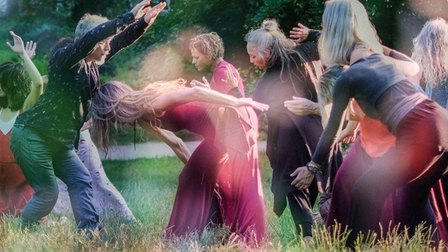 The Wow of Now – 5Rhythmen®-Waves