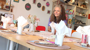 Makramee-Workshop Köln: Gestalte dein individuelles Armband mit Natursteinen – ein kreativer Mädelsabend voller Stil und Entspannung