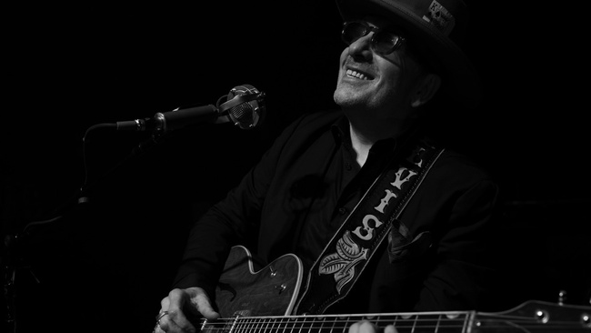 Elvis Costello & The Imposters with Charlie Sexton - Jahrhunderthalle Frankfurt