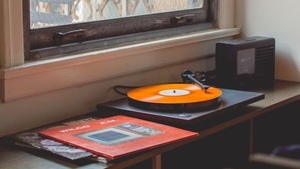 City Funk Vinyl Session + Live Rap Performance