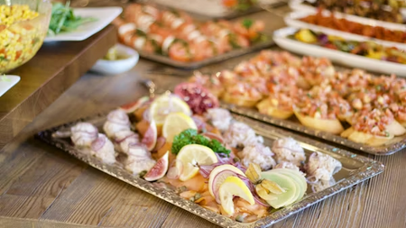 Oster-Lunch­buffet