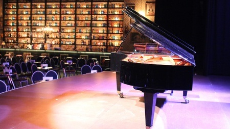 Beethoven Piano Club · Susanne Kessel lädt ein: Hauptprogramm: Moritz Eggert, Klavier