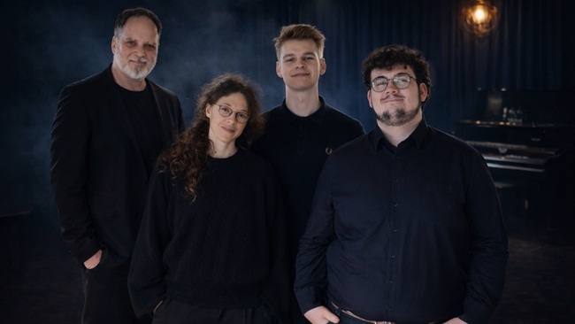 Alexander Wittges Trio feat. Tobias Eschenbacher