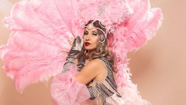 Burlesque Dinner Show mit Nita Bon Air