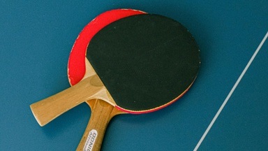 RUNDE! • Der Monatliche Ping Pong Club