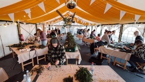 Kaffeekränzchen: Adventskranz binden