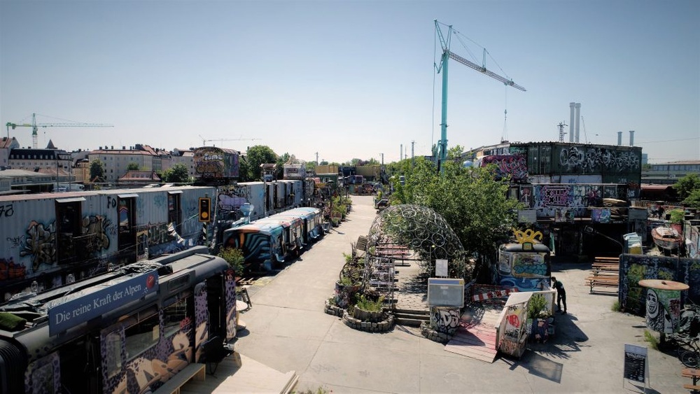 Oster Open Air & Club