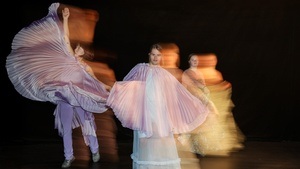 The Tide – Premiere