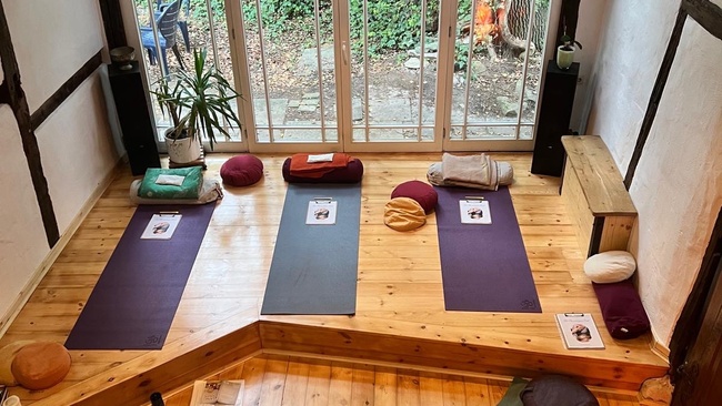 Yin Yoga Stunde mit Mary