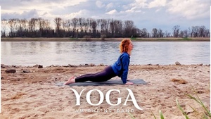Yoga am Rheinstrand Benrath