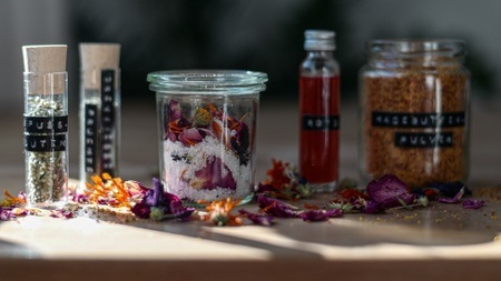 KOMPAKT-WORKSHOP  "WILDE GESCHENKE AUS DER NATUR"