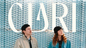 Singer/Songwriter Night mit Clari G.