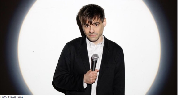 Titelbild der Veranstaltung SEBASTIAN LEHMANN - "KLEINERE KATASTROPHEN" -  Lesung & Comedy