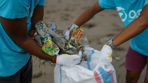 Müllsammelaktion am Wochenende des Coastal Cleanup Day