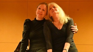 Duo Helena & Annie „Ein Tröpfchen Herzblut mit Rum"