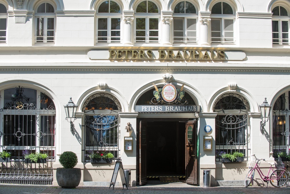 Nubbelinenverbrennung mit "De Kölsche Madämcher"