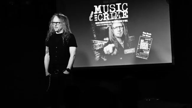 Christof Leim -  „MUSIC & CRIME - WAHRE VERBRECHEN AUS 100 JAHREN ROCK’N’ROLL“. Das neue Spoken-Word-Programm von Christof Leim ("Rock Stories“)