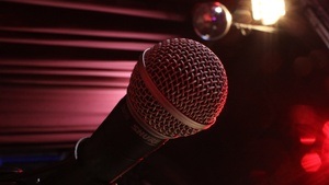 Poesie meets Jazz | Poetry Slam mit Jazz-Impro in der Tanzbar Palette.