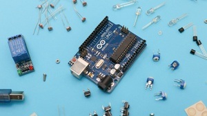 Elektroreparatur-Workshop für FLINTA*
