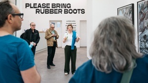 Finissage & Führung: Please Bring Rubber Boots