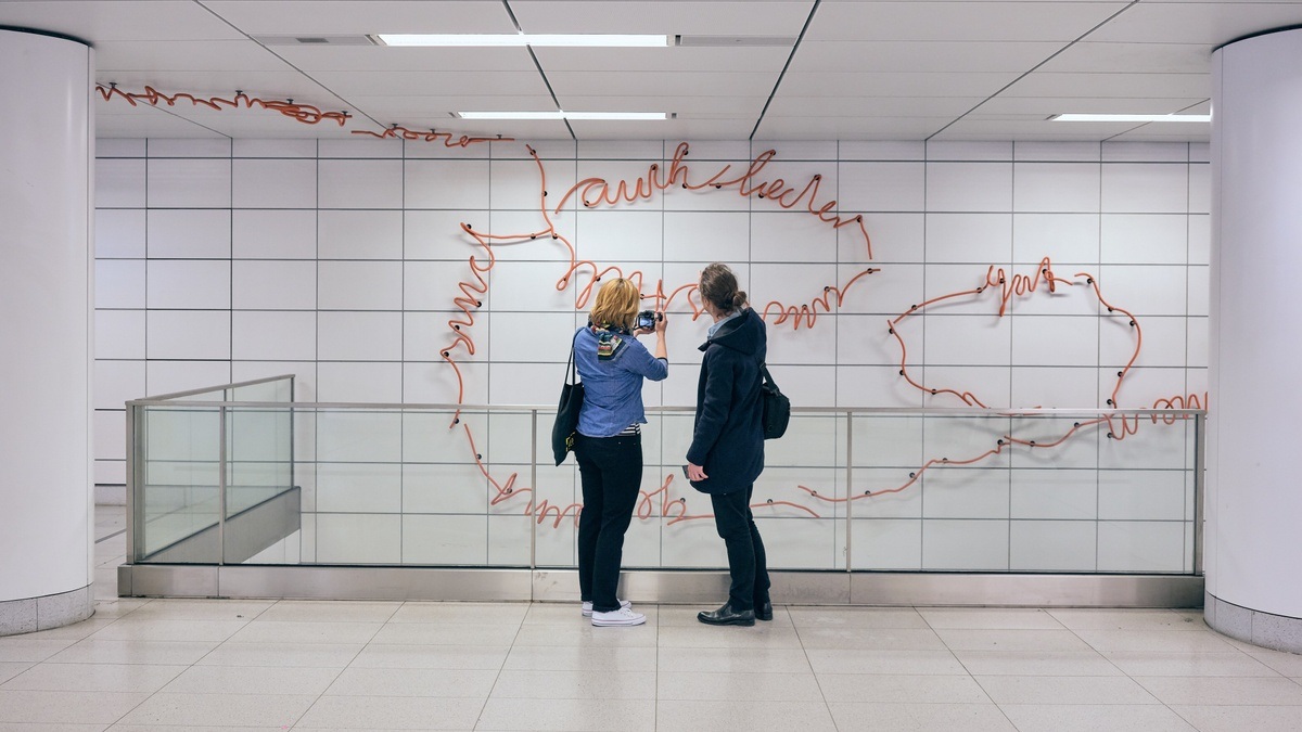 Kunst im Untergrund - die Wehrhahn-Linie