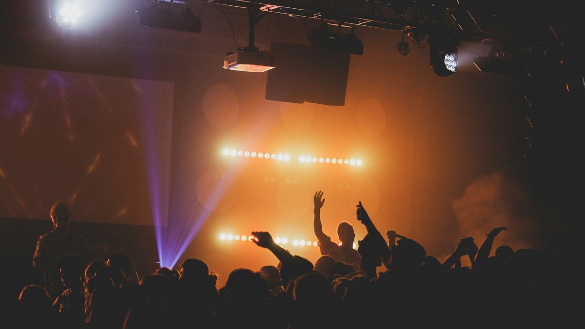 Ladies Night mit Maaleek