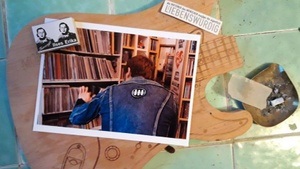 Betreutes Trinken mit Schallplatten im Biergarten