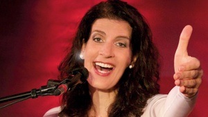 Frau Höpker bittet zum Gesang - Das Mitsingkonzert