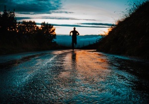 Der Nachtlauf auf dem Radschnellweg Ruhr - RUNschnellweg