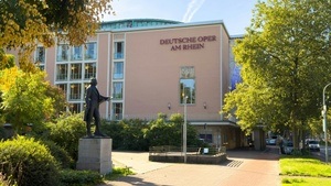 Gemeinsam in die Oper