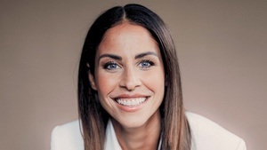 Negah Amiri - Schön laut