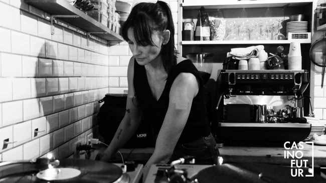 Live DJ-Set mit this.is.barbara.frey