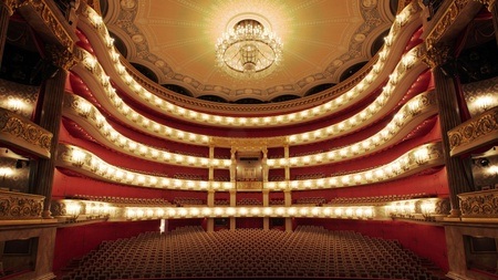 FÜHRUNG DURCH DAS NATIONALTHEATER