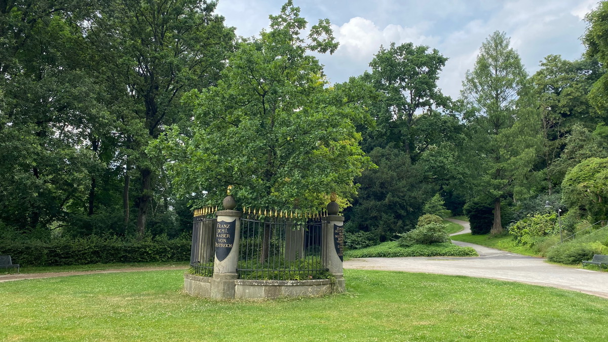 Titelbild der Veranstaltung After-Work Walk Wuppertal – Spazieren & Leute treffen