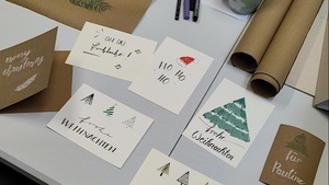Handlettering: Gestalte deine eigenen Weihnachtskarten | Ab 10 Jahren