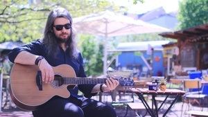 Konzert mit MERT GÜNEY Alternative Rock | Blues | Folk