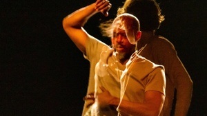 ROHSTOFF – Improvisation aus Tanz, Wort und Musik