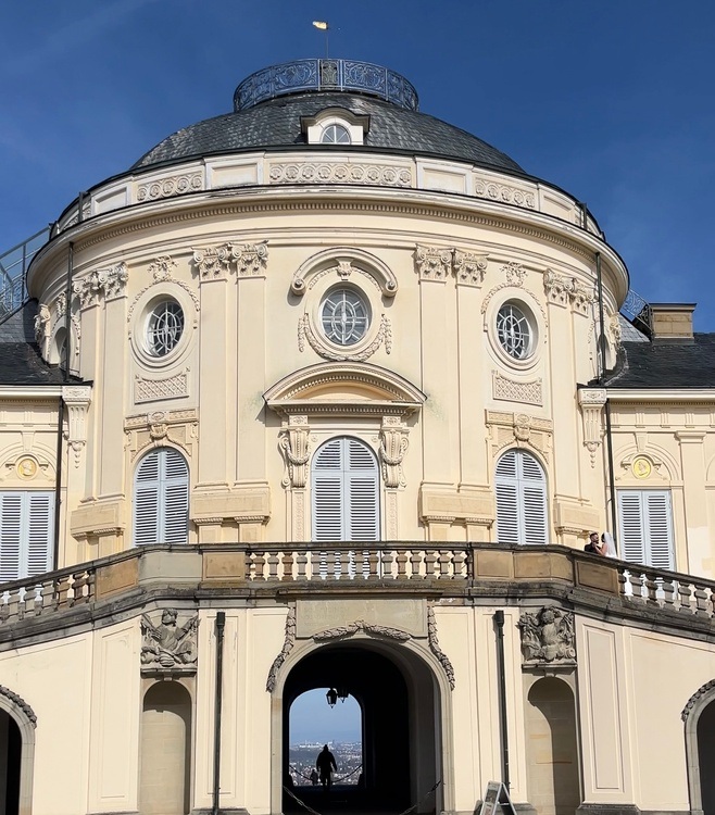 Sport im Park - Yoga Special am Schloss Solitude
